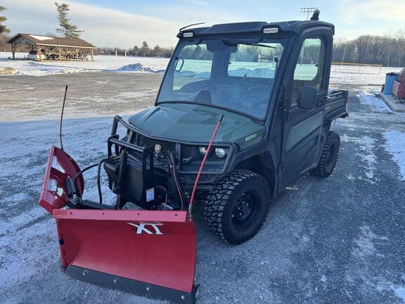Image of John Deere XUV 865M Primary image