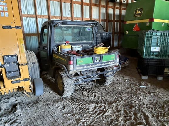 Image of John Deere XUV 865M equipment image 1