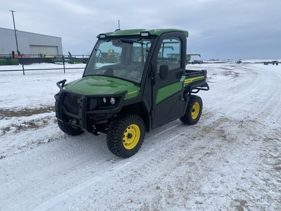 Main image John Deere XUV 865R