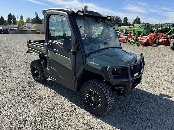 Image of John Deere XUV 865R equipment image 4