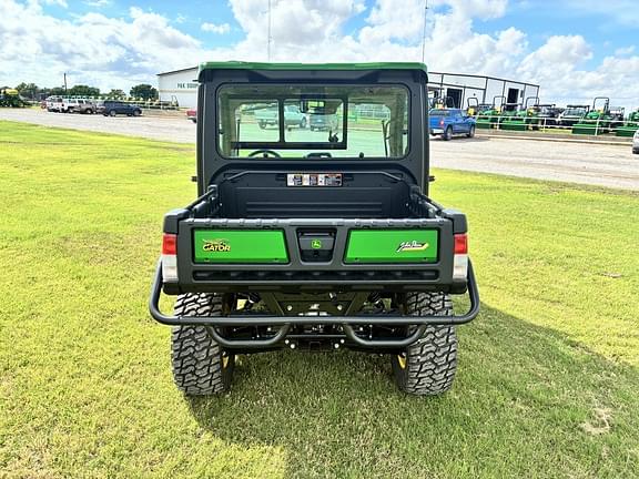 Image of John Deere XUV 865R equipment image 3