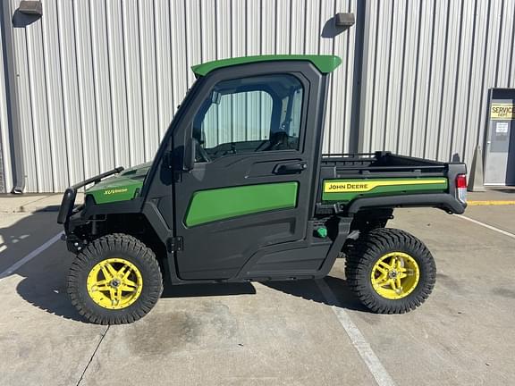 Image of John Deere XUV 865R Primary image