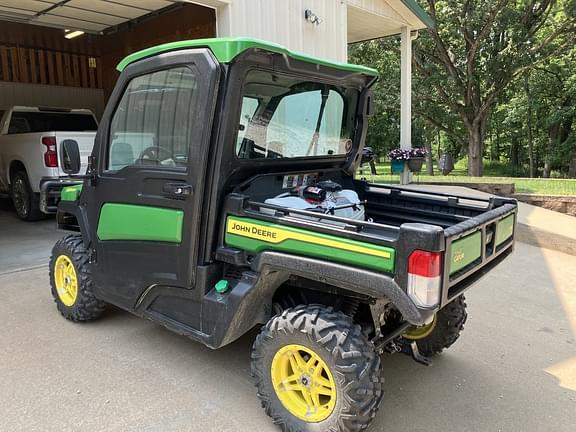 Image of John Deere XUV 865R equipment image 1