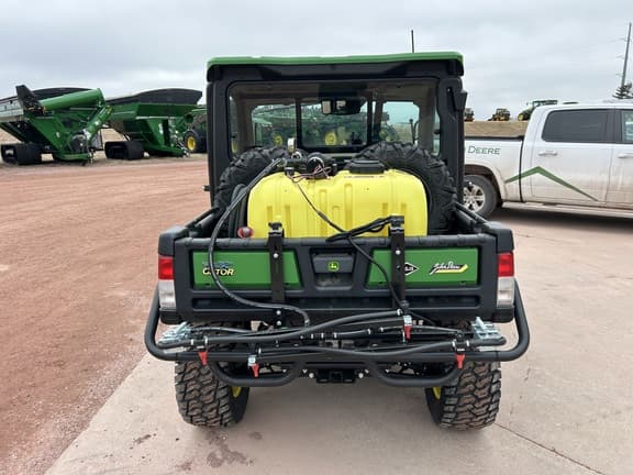Image of John Deere XUV 865R equipment image 4