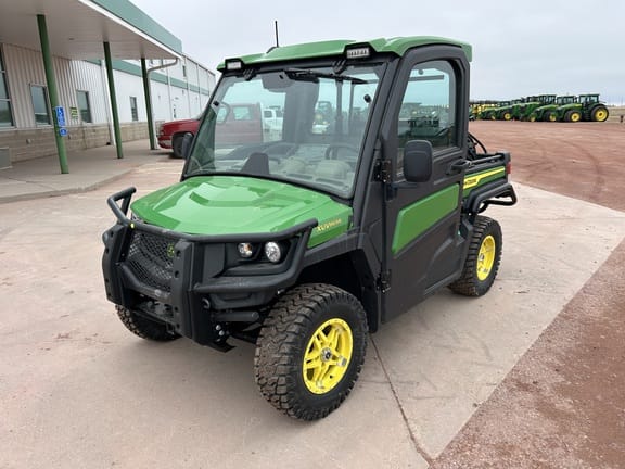 2023 John Deere XUV 865R Equipment Image0