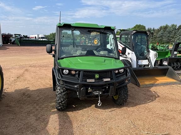 Image of John Deere XUV 865R equipment image 1