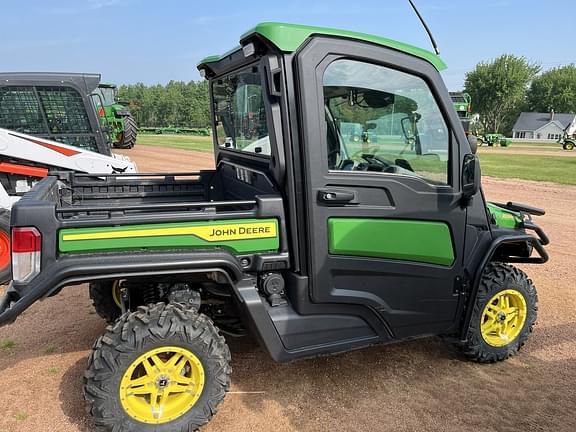 Image of John Deere XUV 865R equipment image 3