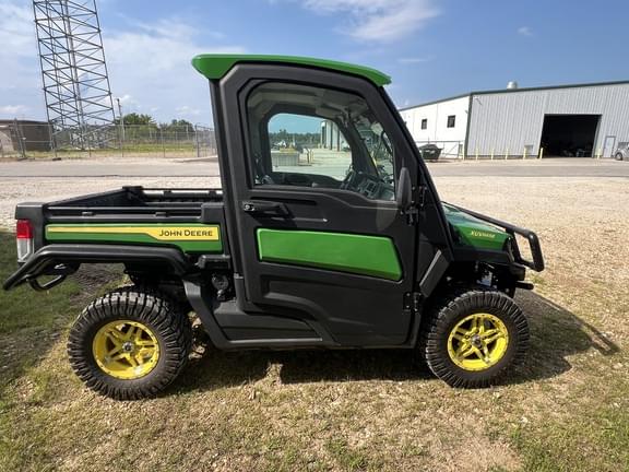 Image of John Deere XUV 865R equipment image 4