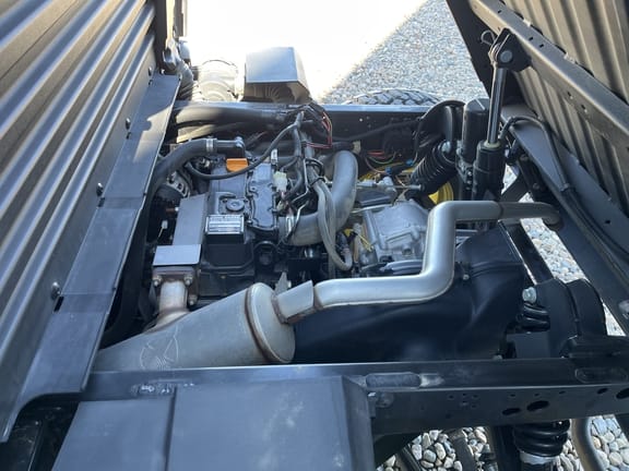 2023 John Deere XUV 865R Equipment Image0