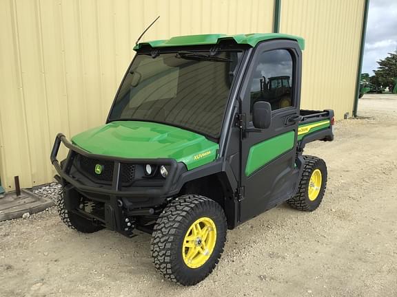 Image of John Deere XUV 865R equipment image 1