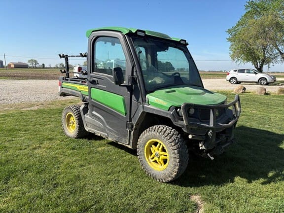 2023 John Deere XUV 865R Equipment Image0