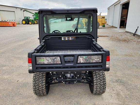 Image of John Deere XUV 865R equipment image 2