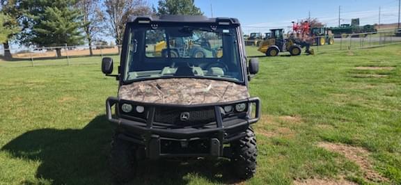 Image of John Deere XUV 865R equipment image 1