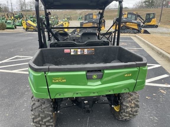 Image of John Deere XUV 560E equipment image 3