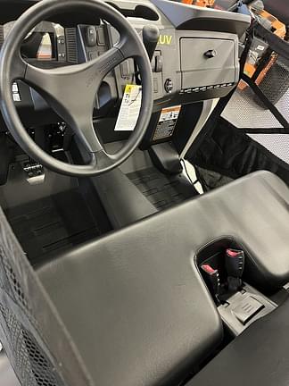 Image of John Deere XUV 590M equipment image 3