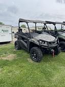 2023 John Deere Gator XUV Image