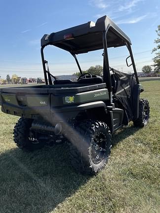 Image of John Deere XUV 590M equipment image 2