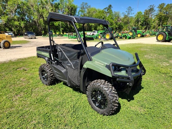 2023 John Deere XUV 590M Equipment Image0