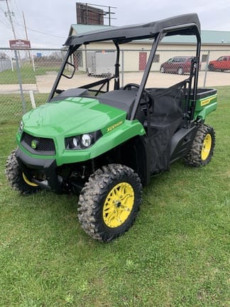 Main image John Deere XUV 590M