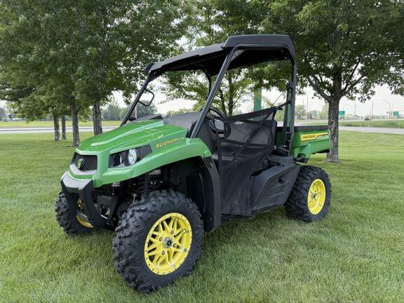 Image of John Deere XUV 590M Primary image