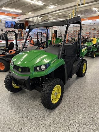 Main image John Deere XUV 590M