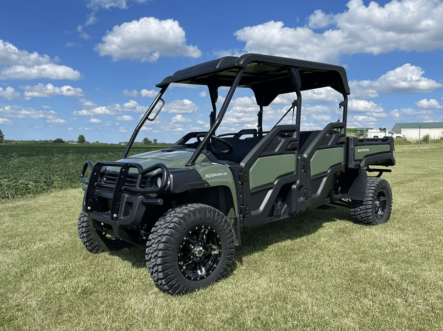Image of John Deere XUV 825M S4 Primary image