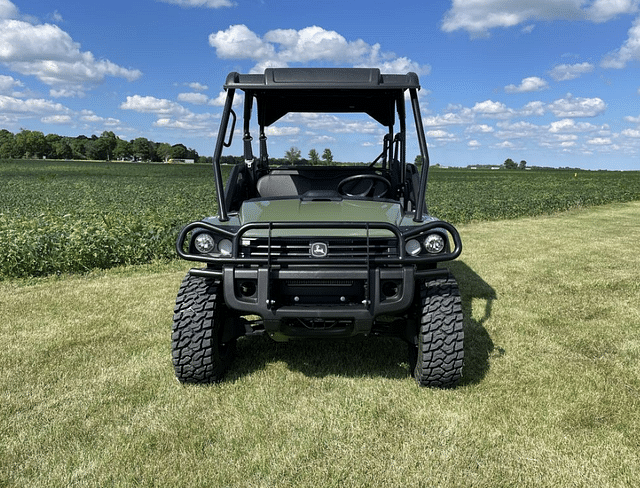 Image of John Deere XUV 825M S4 equipment image 3