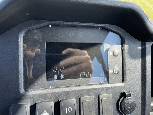 Image of John Deere XUV 825M S4 equipment image 4