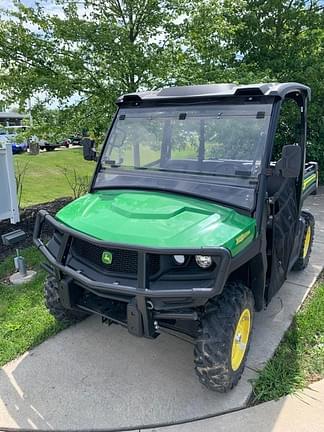 Image of John Deere XUV 835M equipment image 2