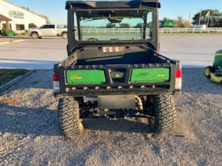 Image of John Deere XUV 835M equipment image 4