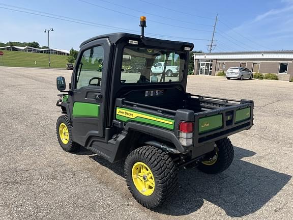 Image of John Deere XUV 835M equipment image 2
