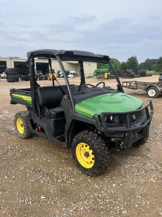 Image of John Deere XUV 835M Image 1