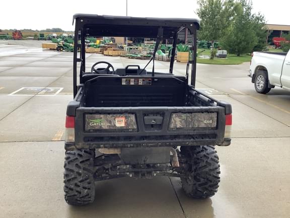 Image of John Deere XUV 835M equipment image 3
