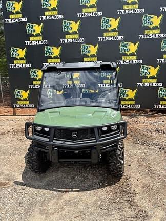 Image of John Deere XUV 835M equipment image 1