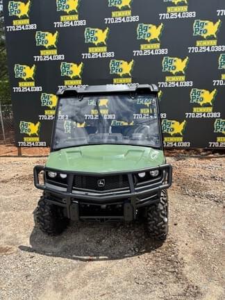 Image of John Deere XUV 835M Primary image