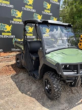 Image of John Deere XUV 835M equipment image 2