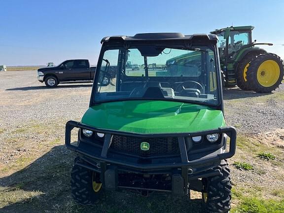 Image of John Deere XUV 835M equipment image 2