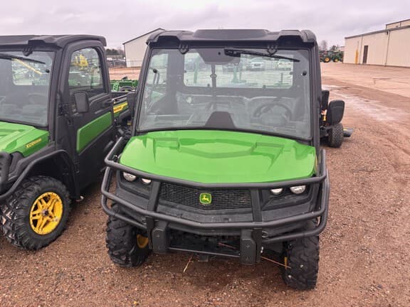 Image of John Deere XUV 835M equipment image 4