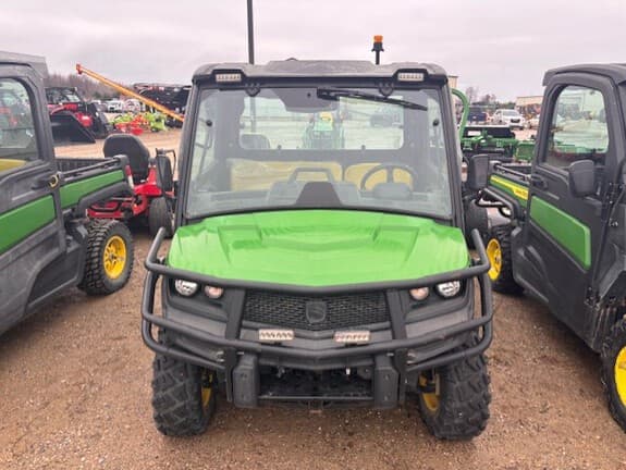 Image of John Deere XUV 835M equipment image 1