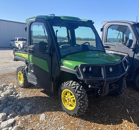 Image of John Deere XUV 835R equipment image 3