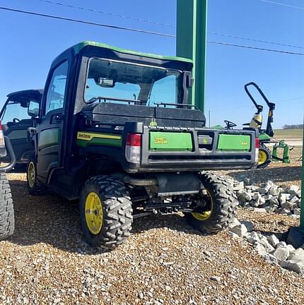 Image of John Deere XUV 835R equipment image 4