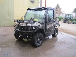 Main image John Deere Gator XUV 10