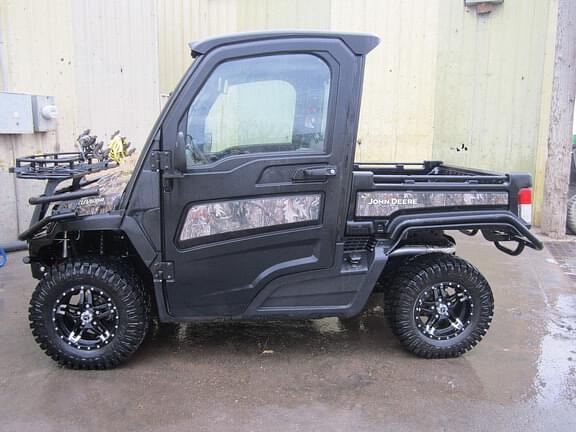 Image of John Deere Gator XUV equipment image 1