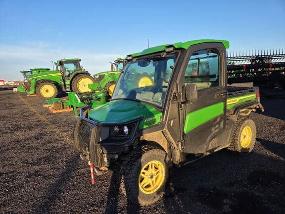 Image of John Deere XUV 835R equipment image 4