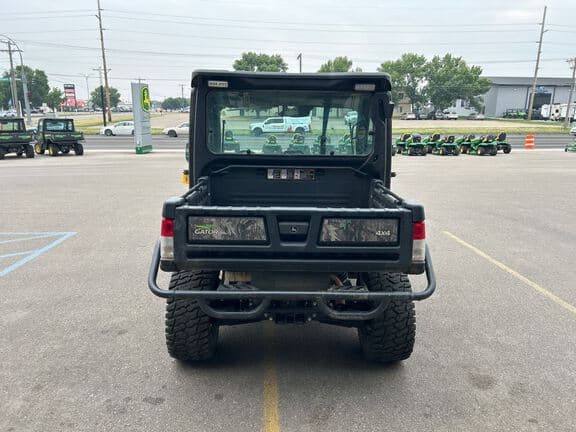 Image of John Deere XUV 835R equipment image 3