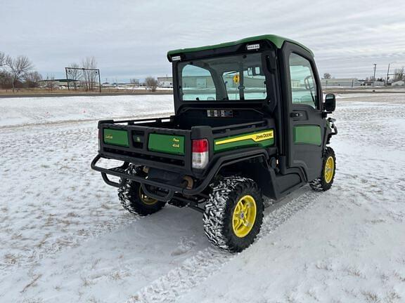 Image of John Deere XUV 835R equipment image 4