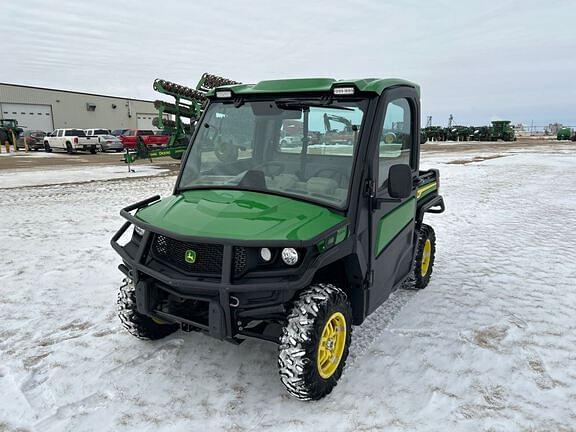 Image of John Deere XUV 835R Primary image