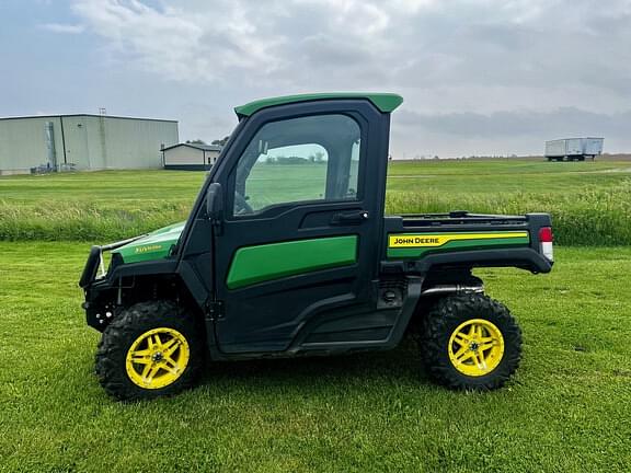 Image of John Deere XUV 835R Primary image