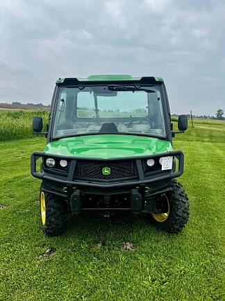 Image of John Deere XUV 835R equipment image 1