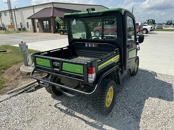 Image of John Deere XUV 835R equipment image 2